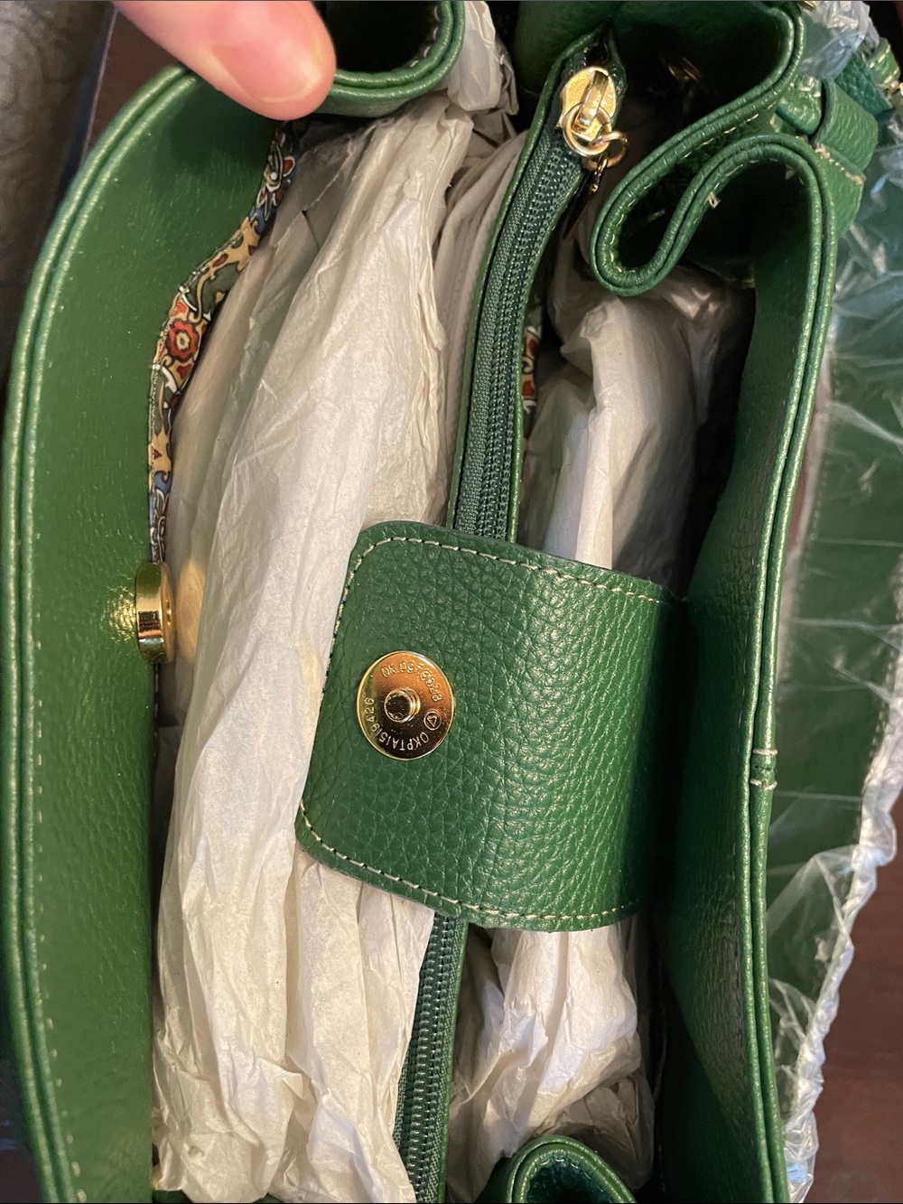 Maxx New York Green Pebbled Leather Shoulder Bag with Gold Hardware - Picture 7 of 10